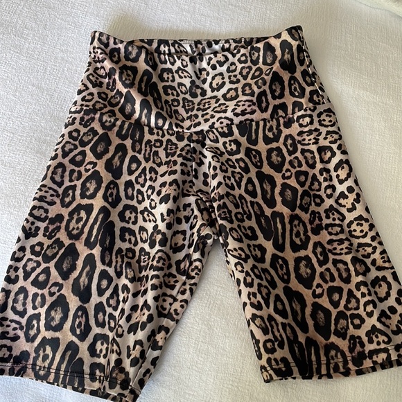 Leopard bike shorts - Picture 2 of 2